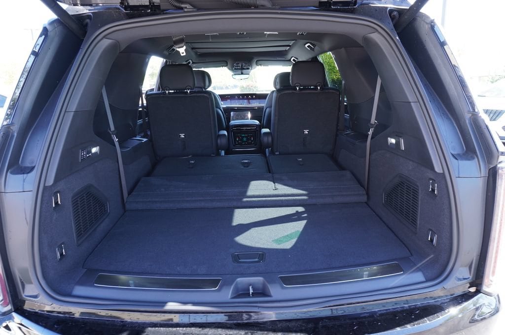 2026 Cadillac Escalade IQL Luxury - Photo 9