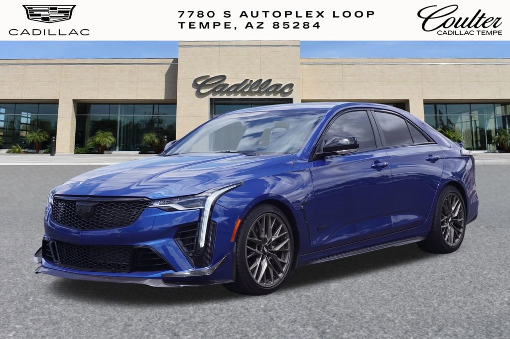 2023 Cadillac CT4 V-Series Blackwing's photo