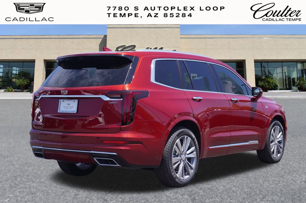 2025 Cadillac XT6 Premium Luxury photo 3