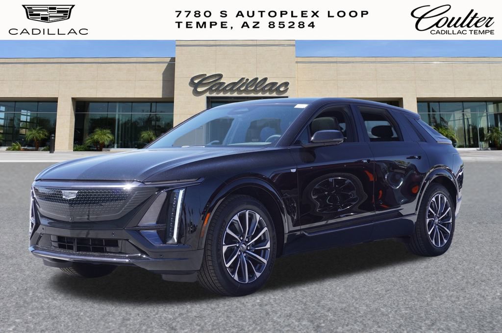 2025 Cadillac Lyriq Sport photo 4