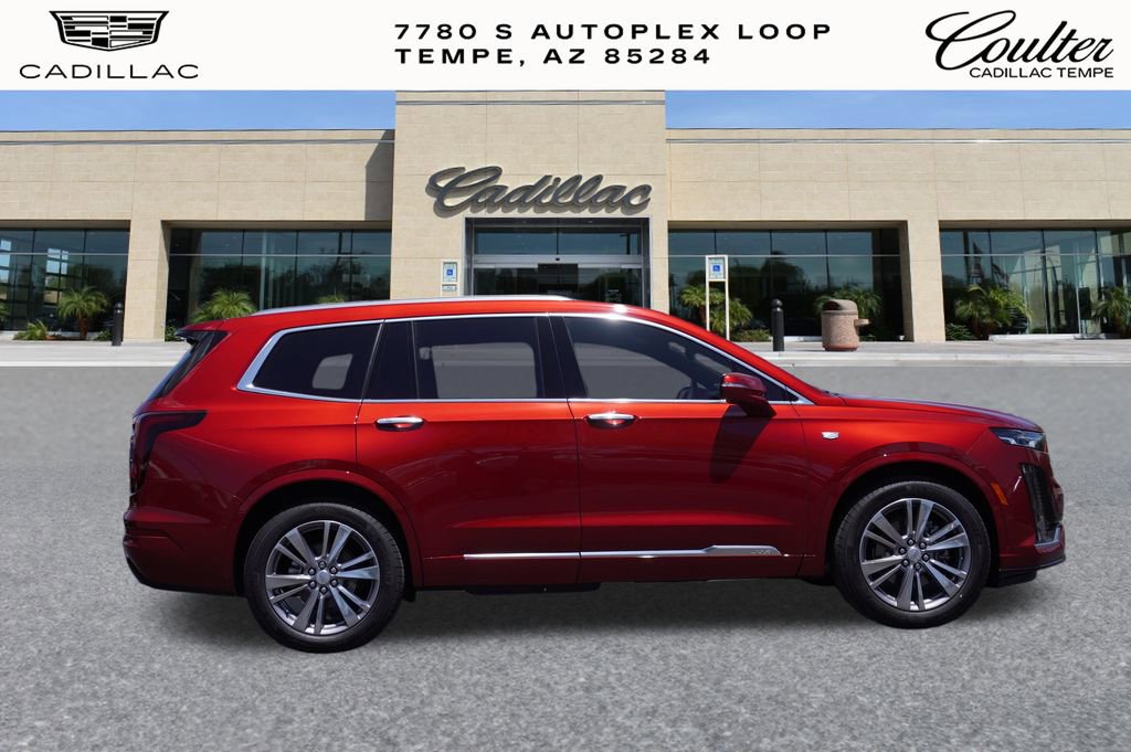2025 Cadillac XT6 Premium Luxury photo 2