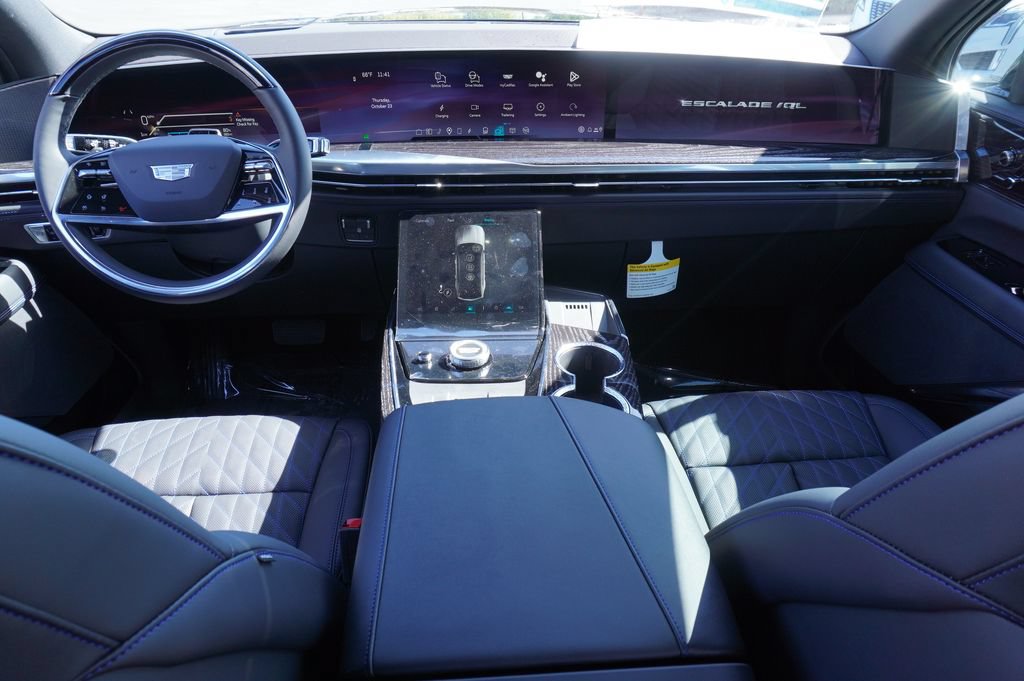 2026 Cadillac Escalade IQL Luxury - Photo 13
