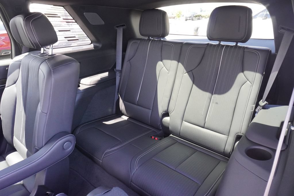 2026 Cadillac VISTIQ Luxury - Photo 10