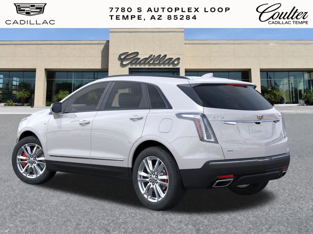 2025 Cadillac XT5 Sport photo 3