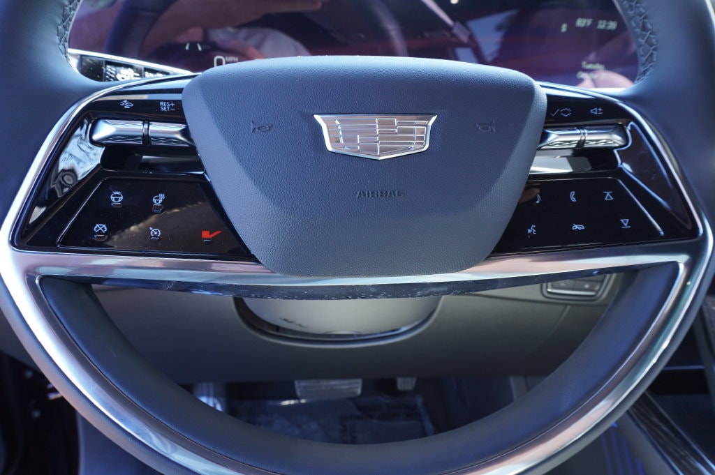 2026 Cadillac Escalade IQL Luxury - Photo 18