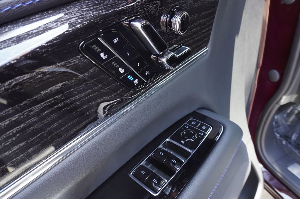 2026 Cadillac Escalade IQ Luxury - Photo 16