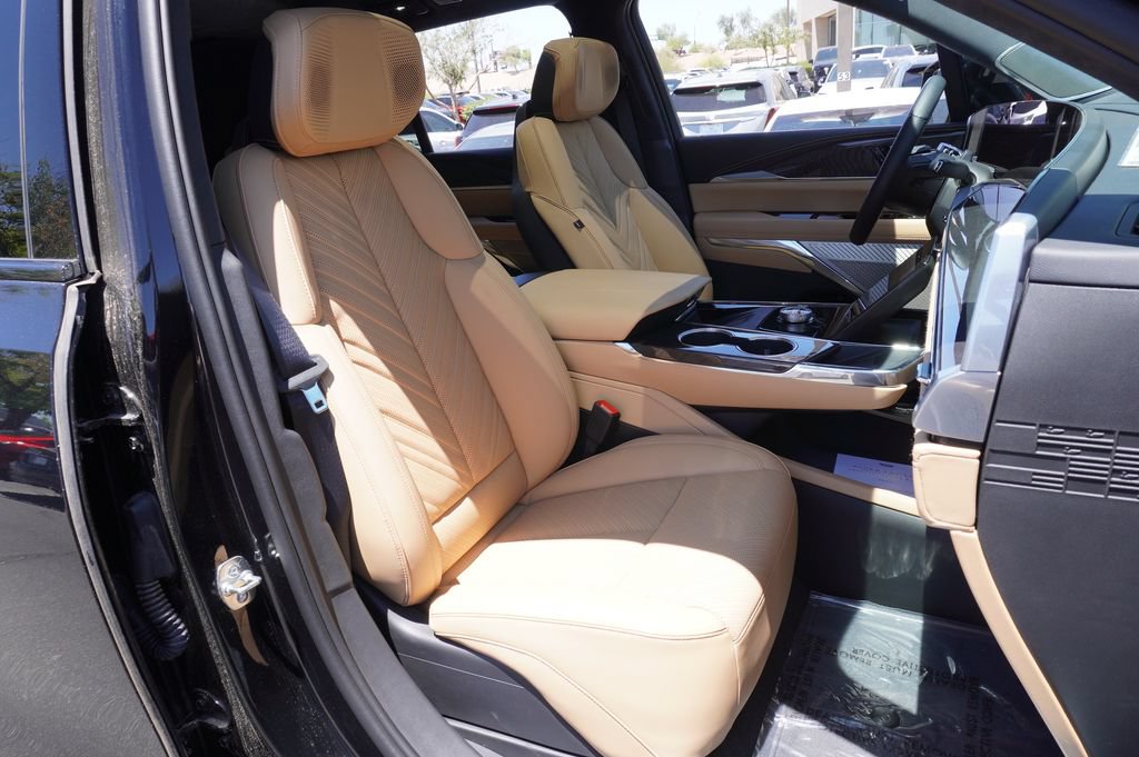 2025 Cadillac Escalade IQ Luxury 2 - Photo 13