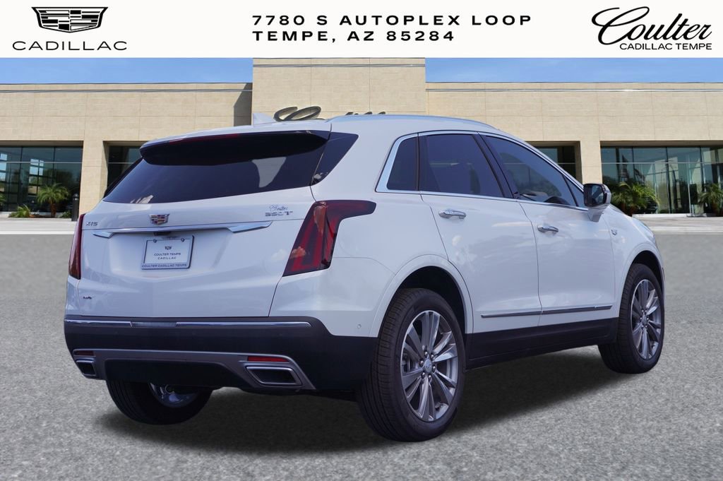 2025 Cadillac XT5 Premium Luxury photo 3