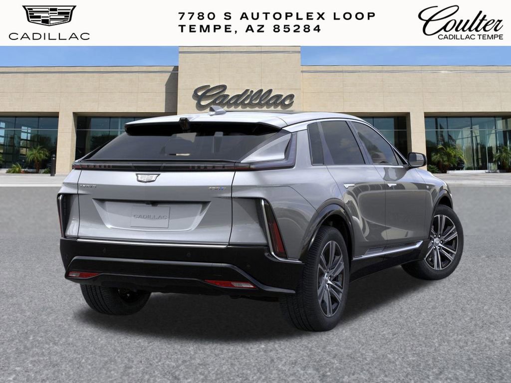2025 Cadillac Lyriq Luxury photo 3