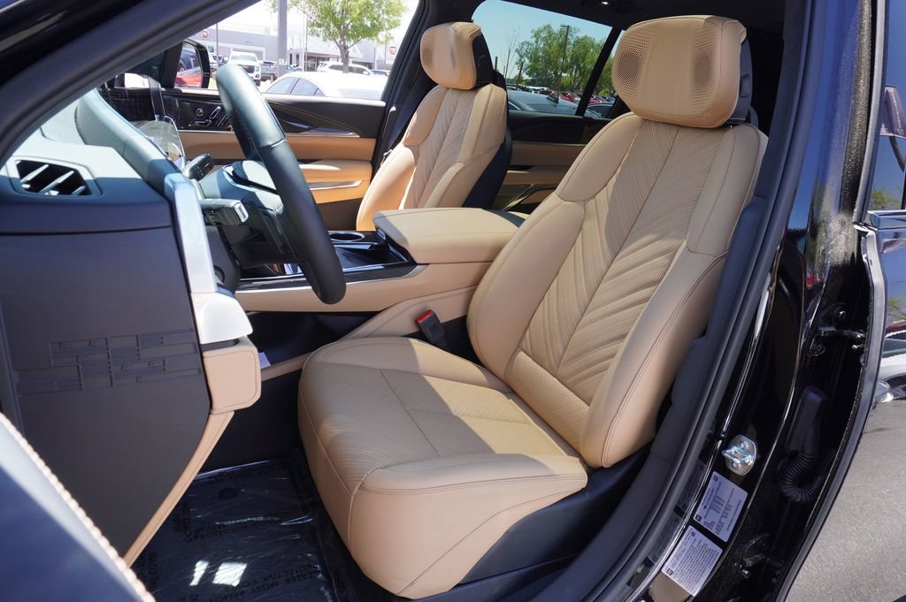 2025 Cadillac Escalade IQ Luxury 2 - Photo 15