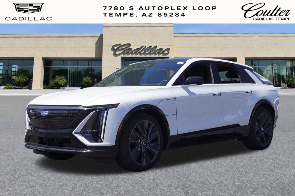 2025 Cadillac Lyriq Sport photo 4