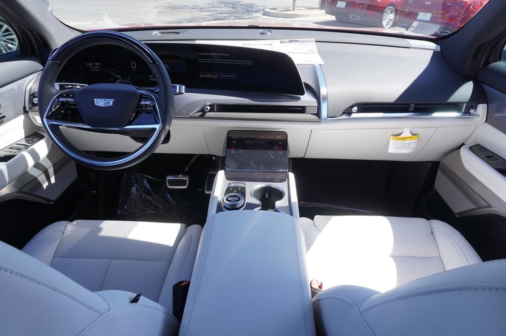 2026 Cadillac VISTIQ Luxury - Photo 14