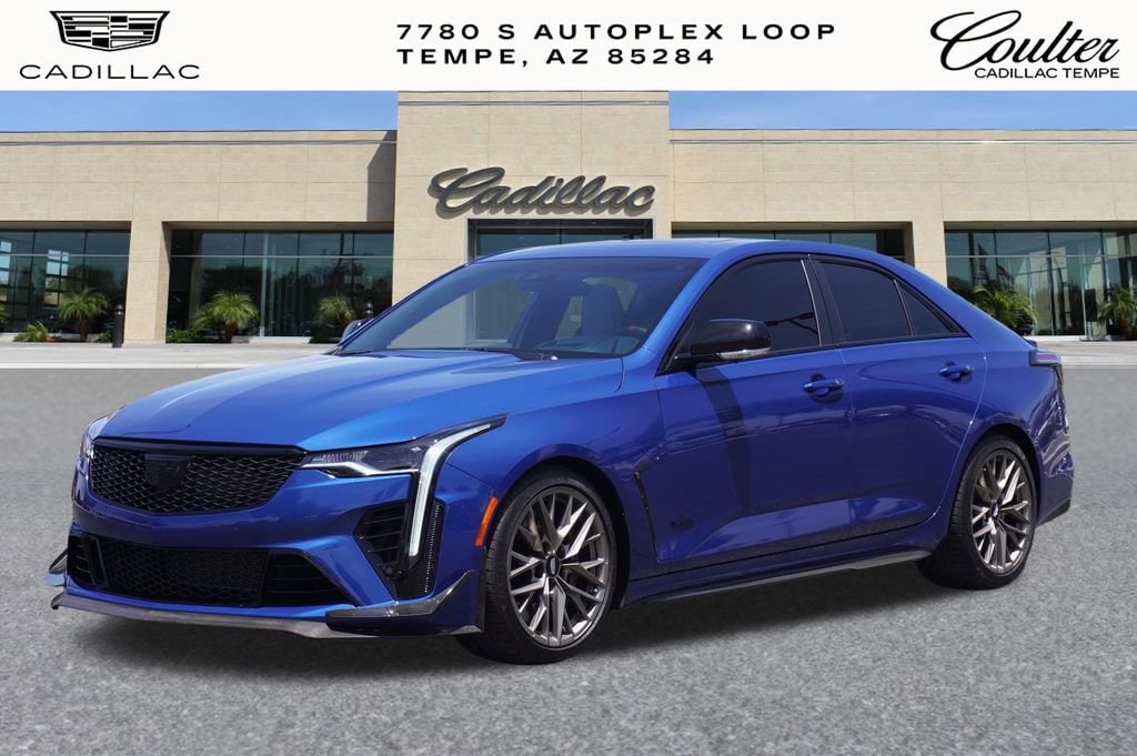 2023 Cadillac CT4 V-Series Blackwing's photo