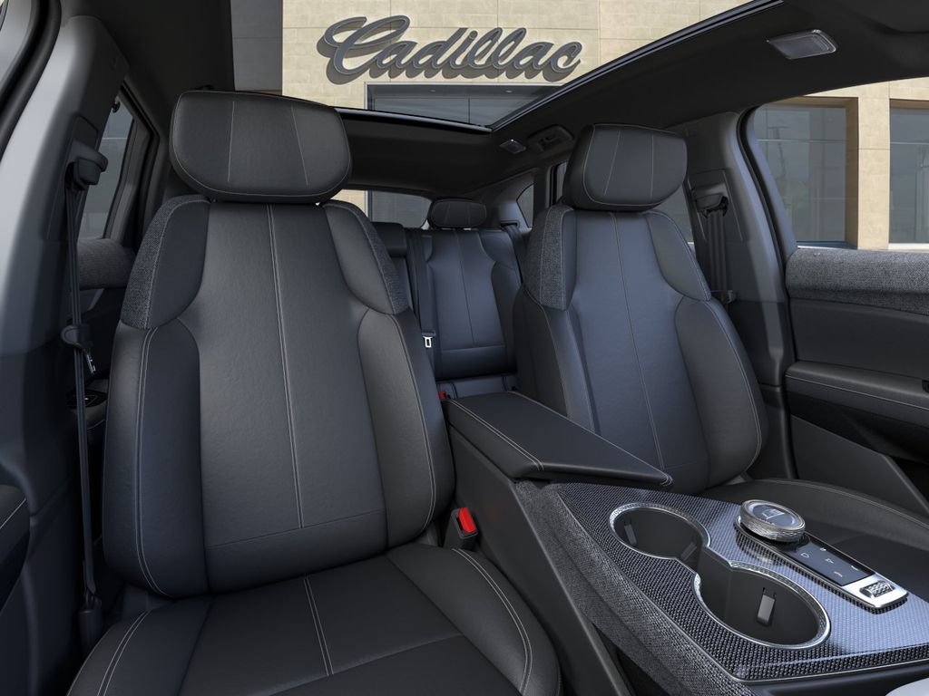 2027 Cadillac OPTIQ Luxury - Photo 16