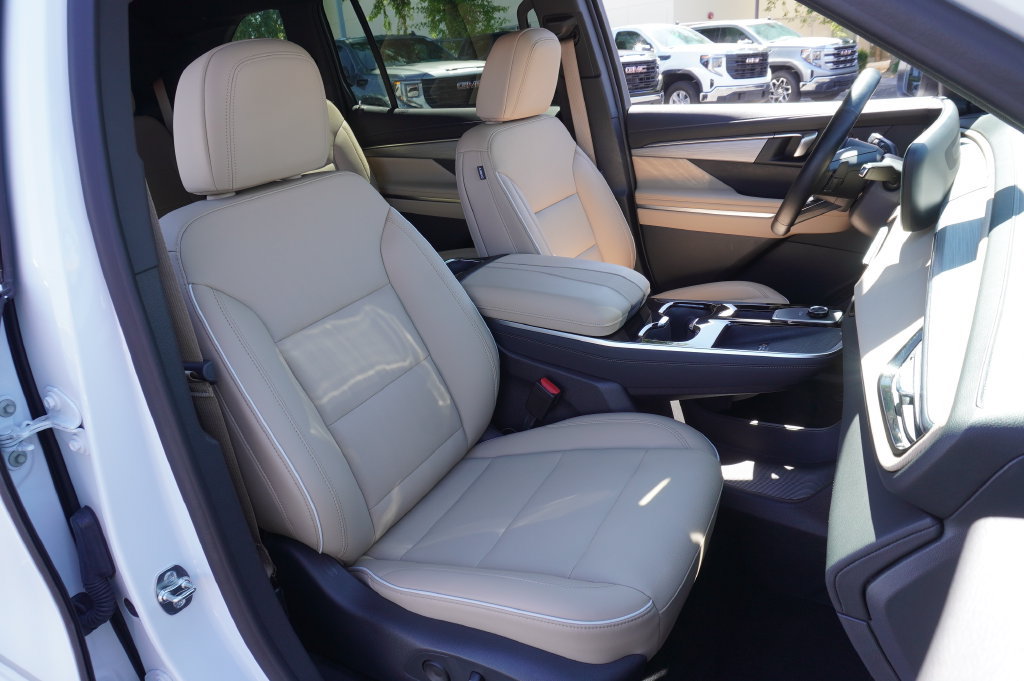 2025 Buick Enclave Preferred - Photo 14