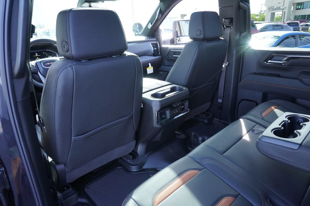 2026 GMC Sierra 2500HD AT4 - Photo 12