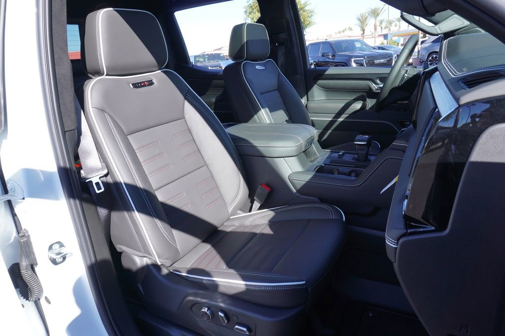 2026 GMC Sierra 1500 AT4X - Photo 13