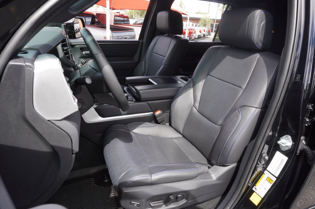 2023 Toyota Sequoia Platinum - Photo 14