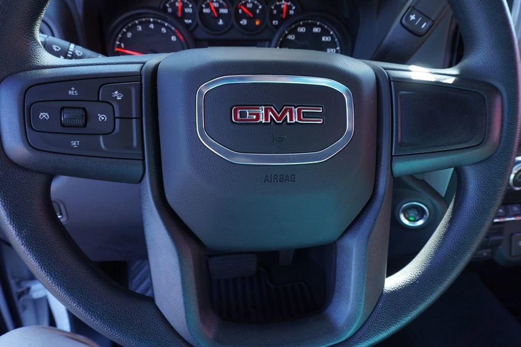 2025 GMC Sierra 1500 Pro - Photo 17