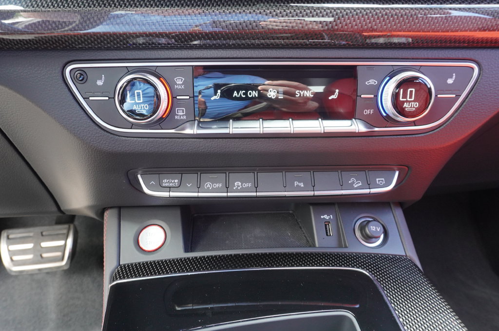 2021 Audi SQ5 Premium Plus - Photo 19