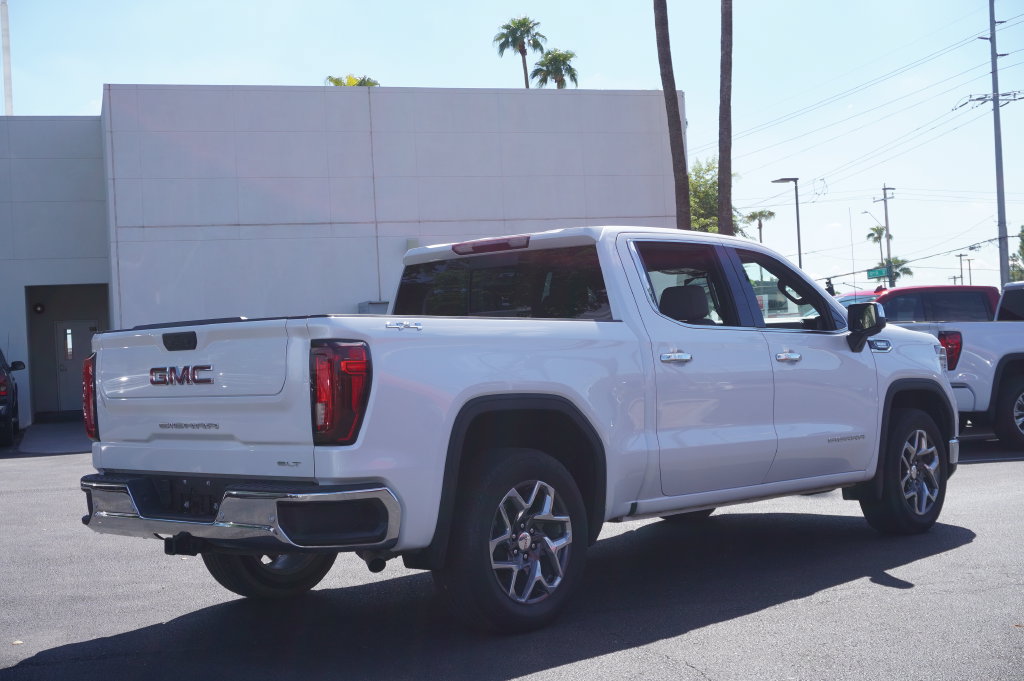 2024 GMC Sierra 1500 SLT - Photo 6