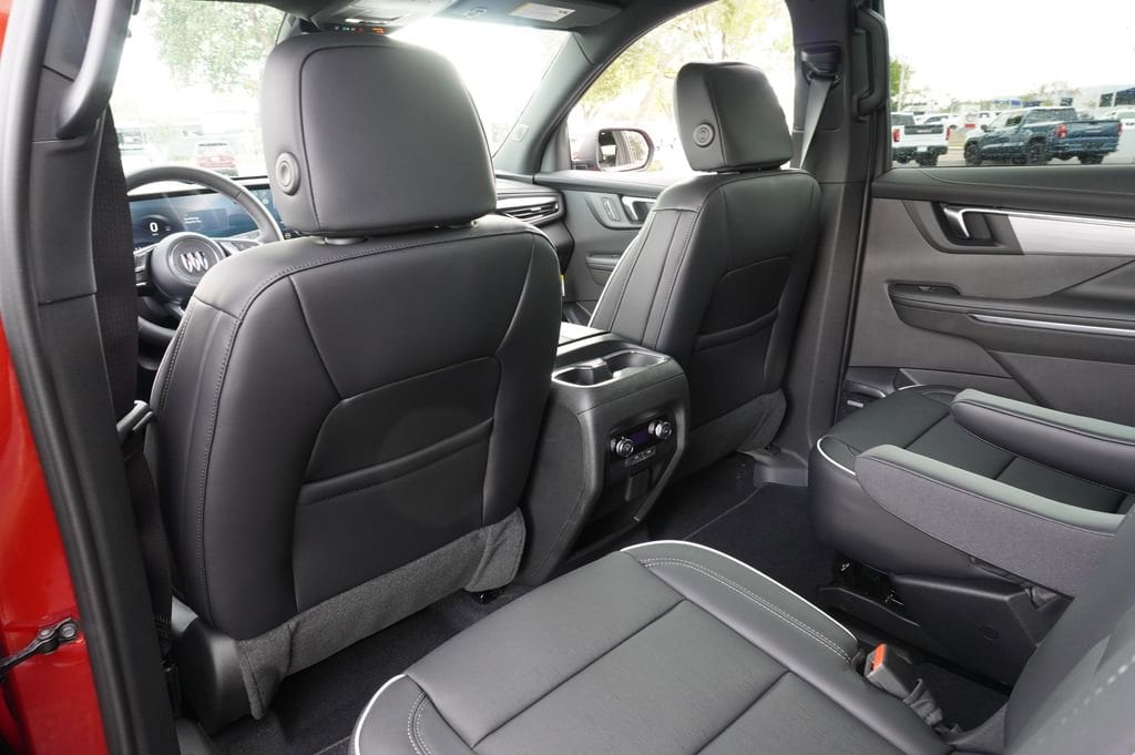 2026 Buick Enclave Preferred - Photo 11