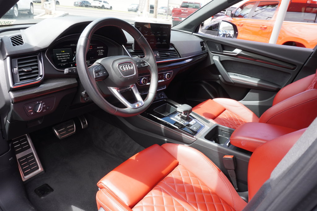 2021 Audi SQ5 Premium Plus - Photo 16