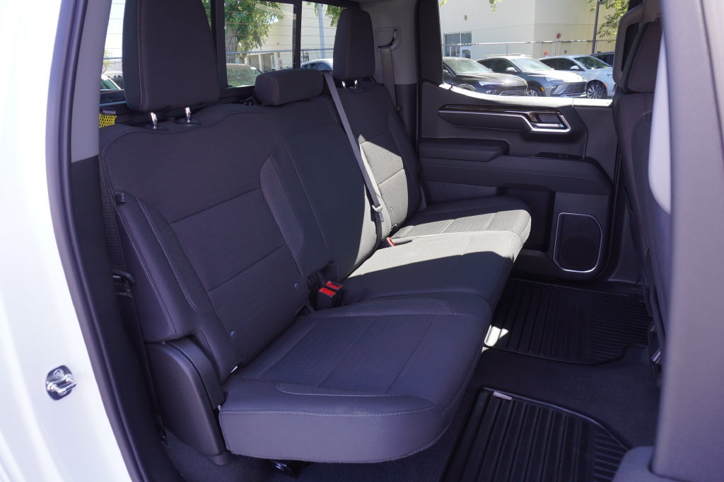 2026 GMC Sierra 1500 SLE - Photo 14