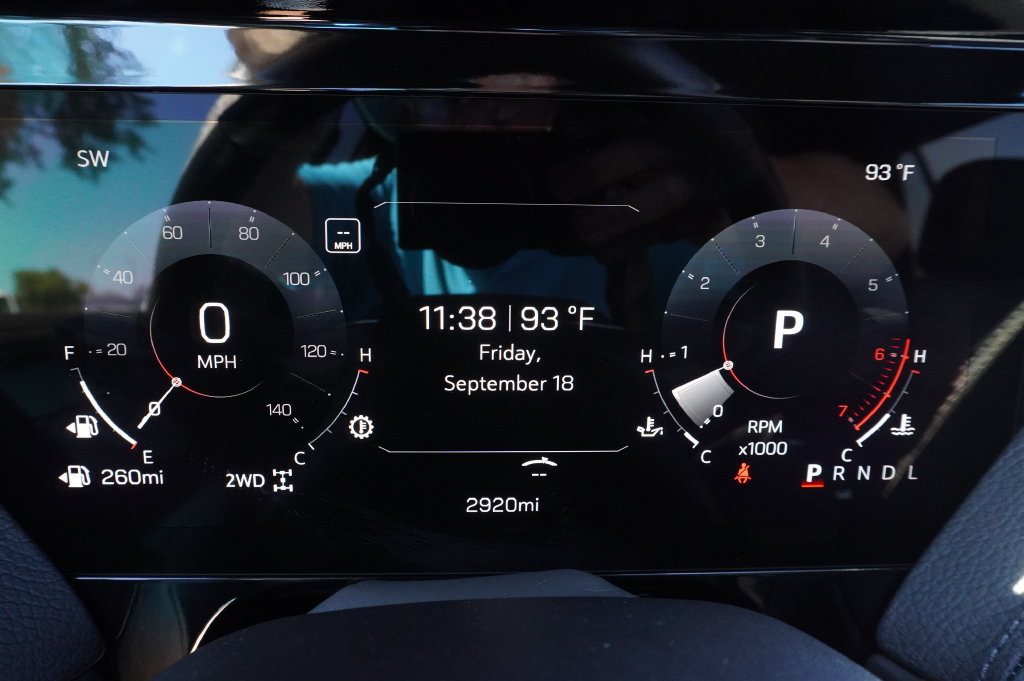 2026 GMC Yukon Denali - Photo 23