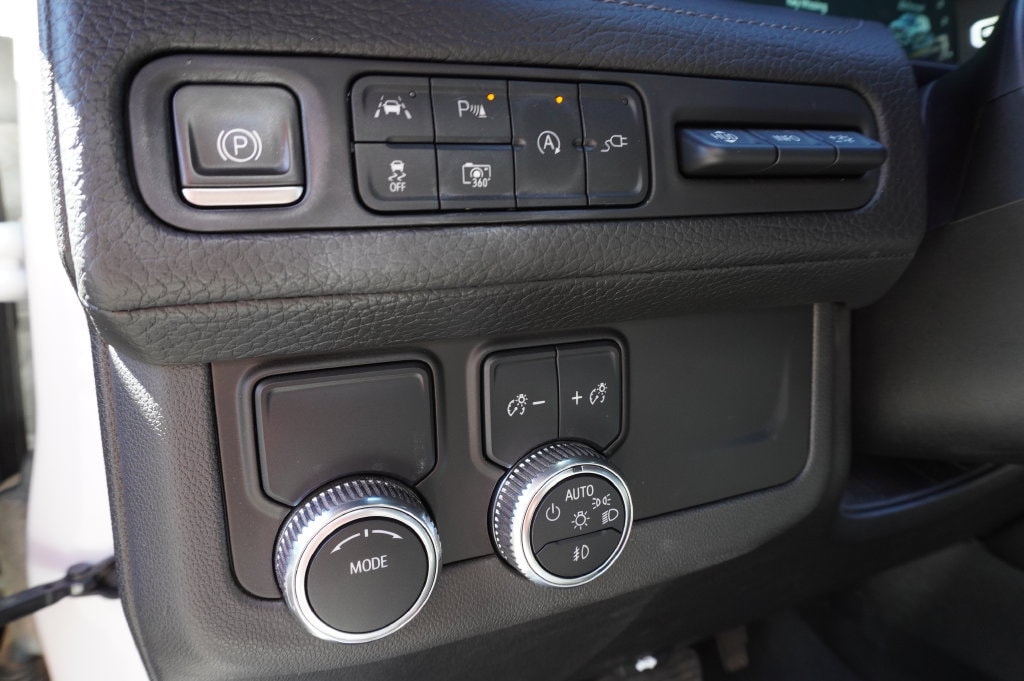 2022 GMC Yukon XL Denali - Photo 21