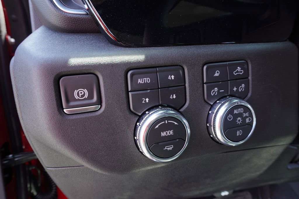 2025 GMC Sierra 2500HD SLT - Photo 17