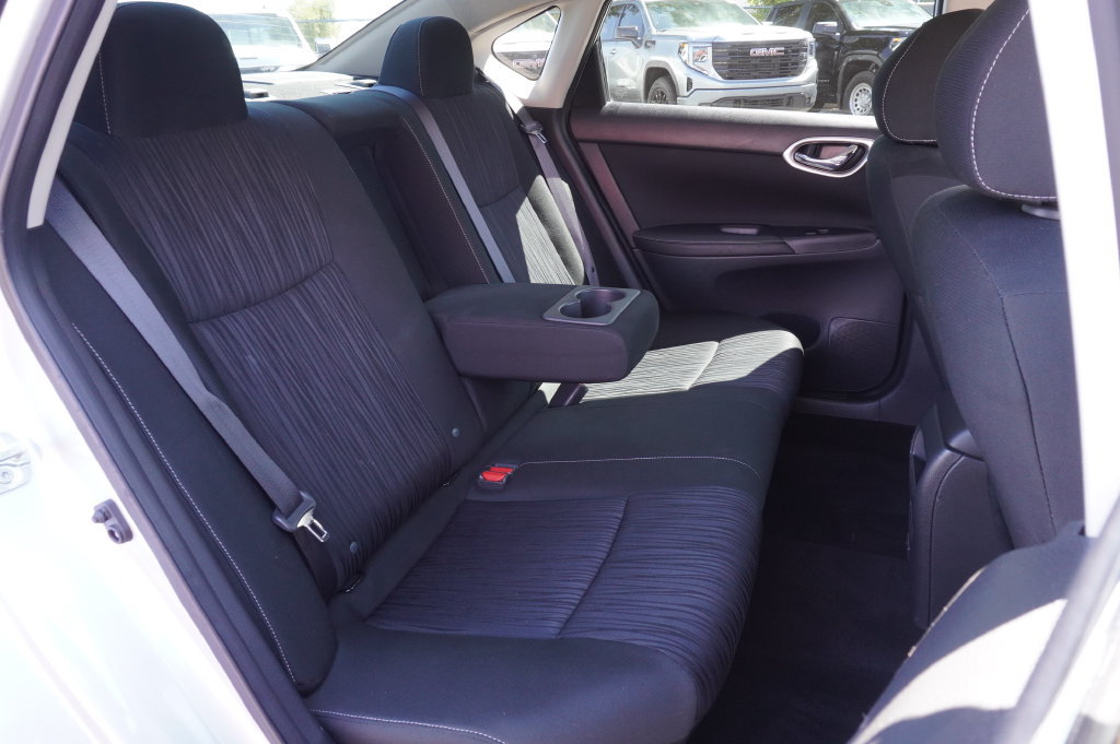 2019 Nissan Sentra SV - Photo 9