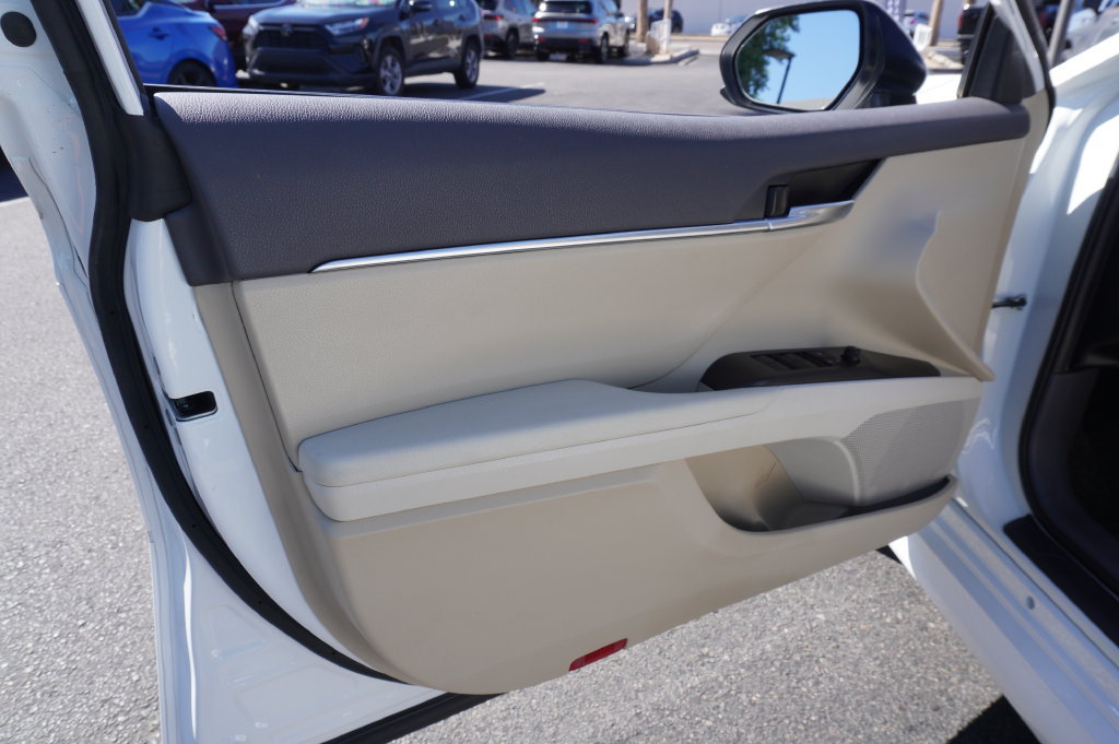 2024 Toyota Camry LE - Photo 17