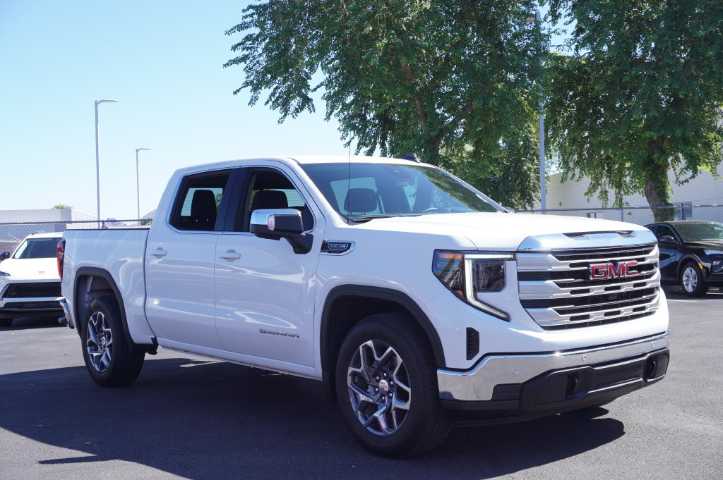 2026 GMC Sierra 1500 SLE - Photo 8
