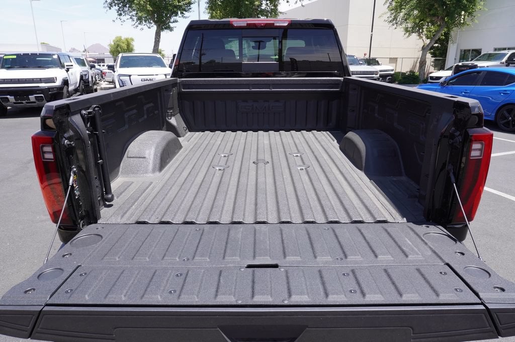2025 GMC Sierra 2500HD Denali - Photo 10
