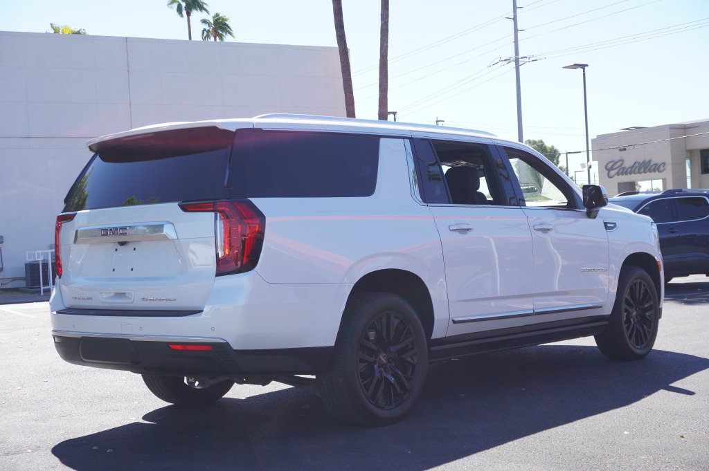 2022 GMC Yukon XL Denali - Photo 6