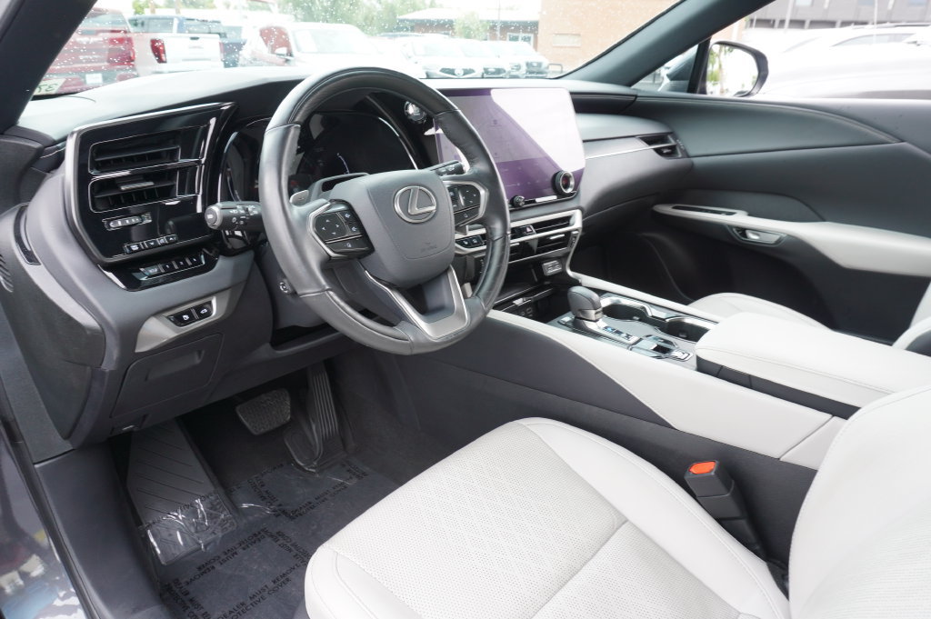 2024 Lexus RX 350 - Photo 17