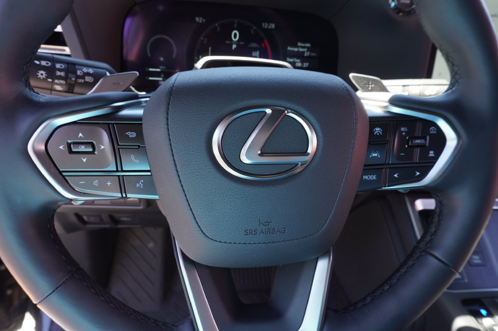 2025 Lexus GX Premium - Photo 22