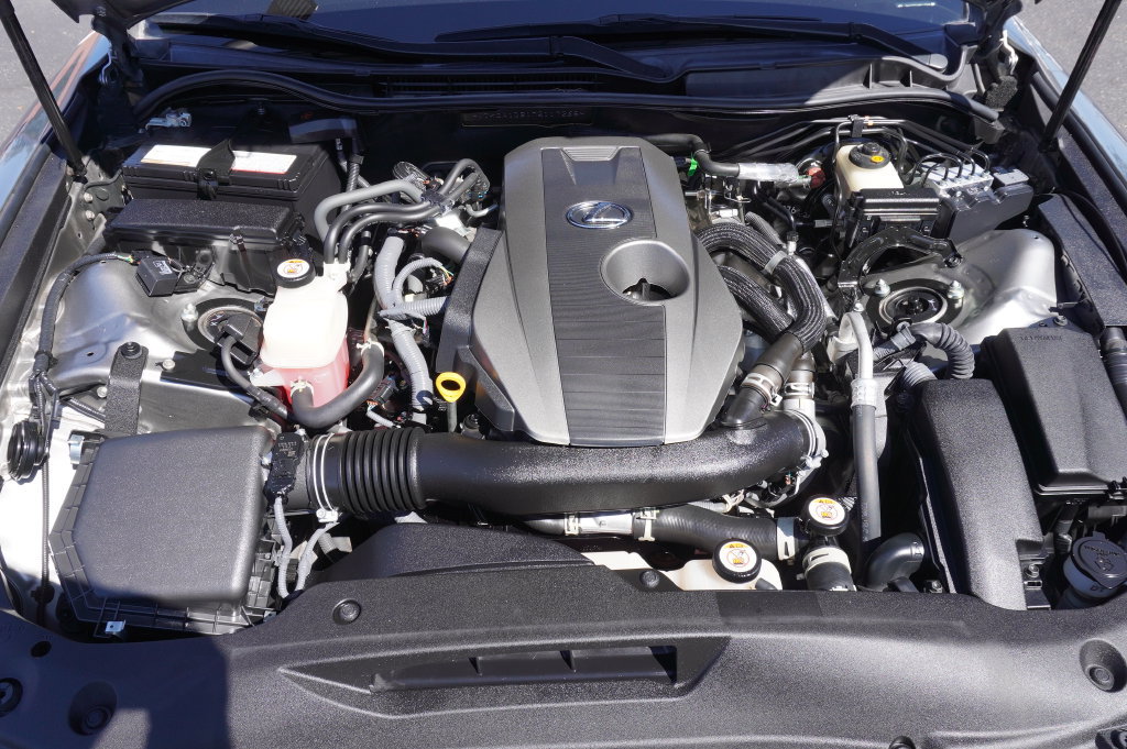 2021 Lexus IS 300 - Photo 10