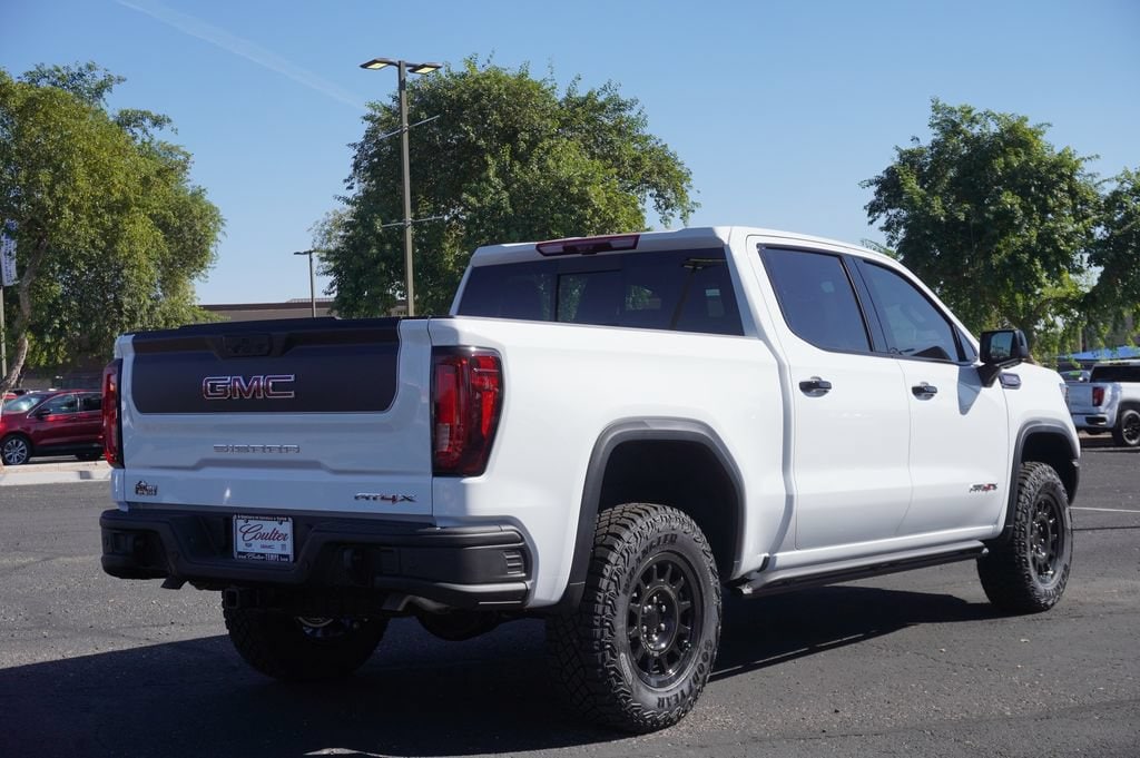 2026 GMC Sierra 1500 AT4X - Photo 4
