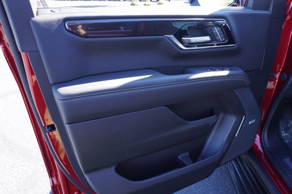 2026 GMC Yukon XL Elevation - Photo 15