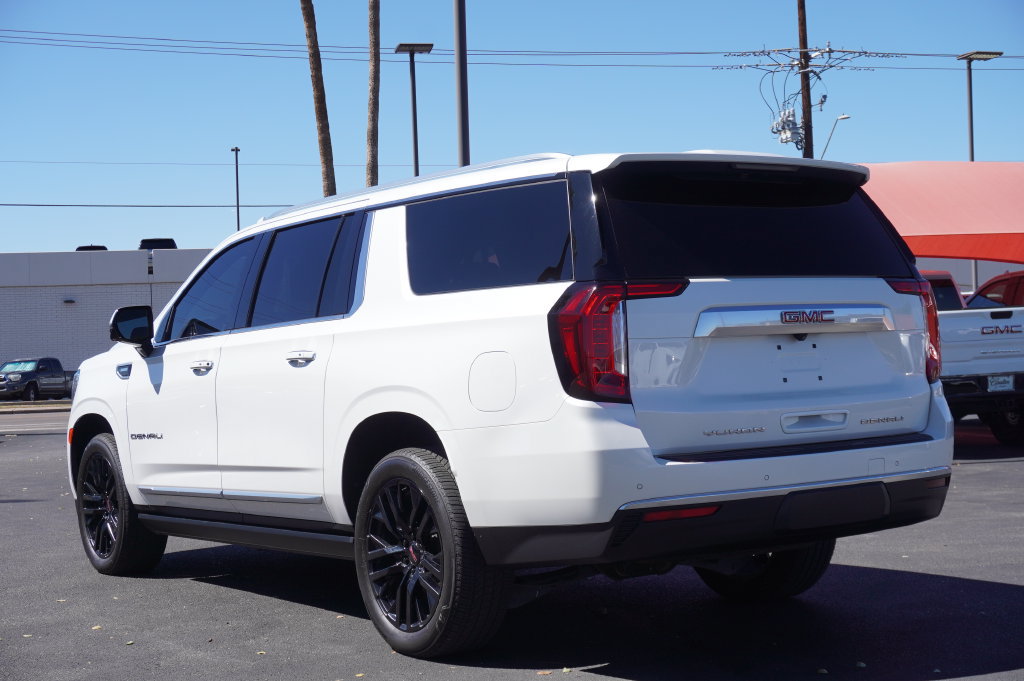 2022 GMC Yukon XL Denali - Photo 4