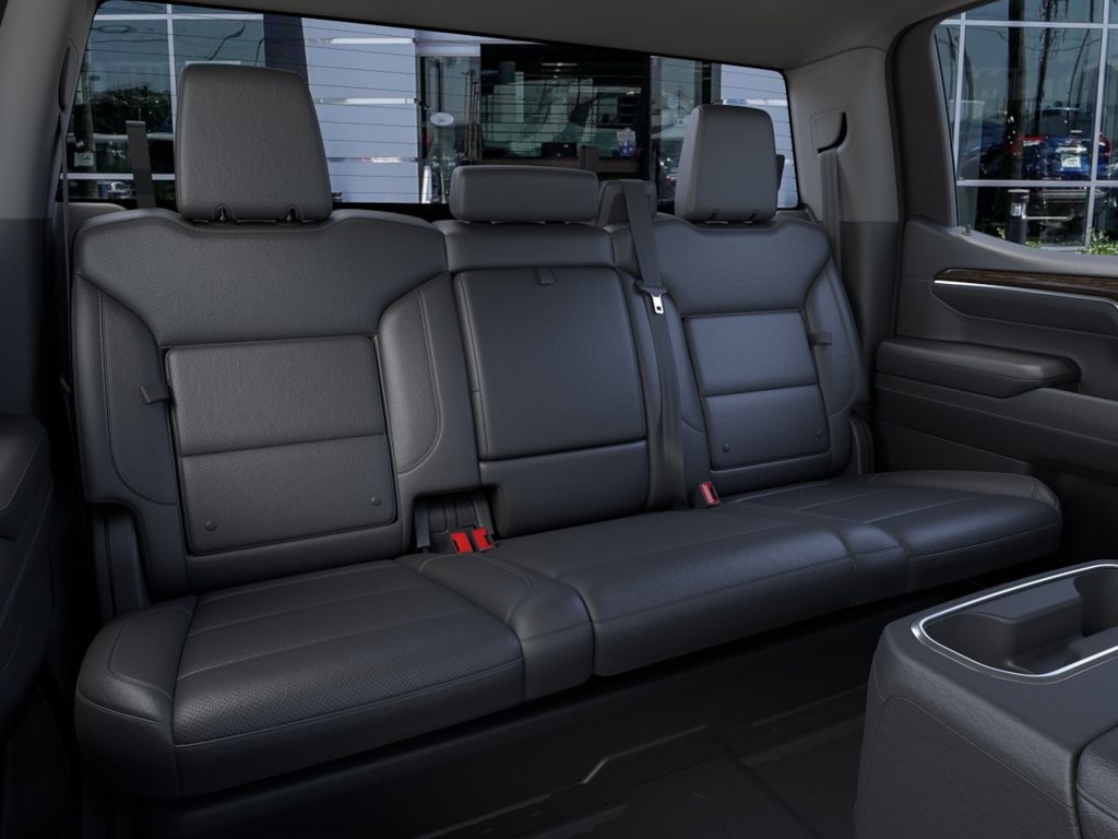2026 GMC Sierra 1500 SLT - Photo 18