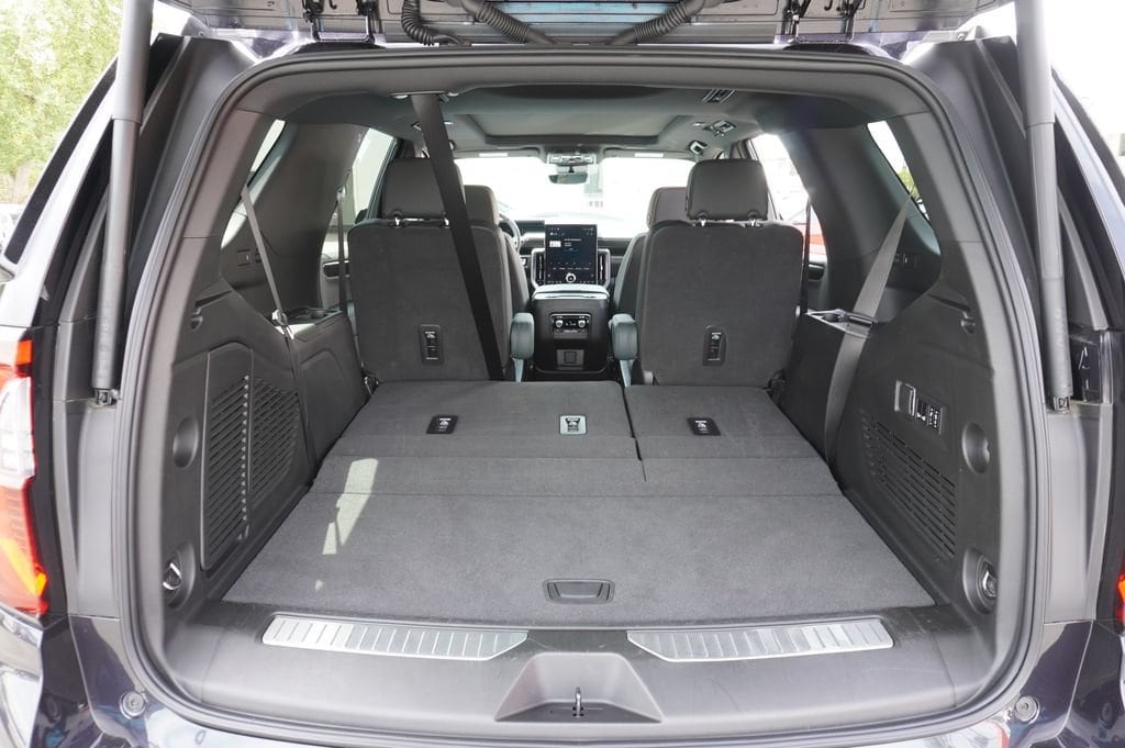 2026 GMC Yukon AT4 - Photo 8