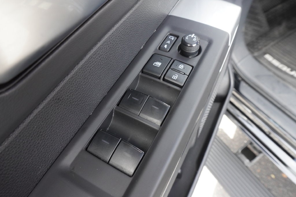 2023 Toyota Sequoia Platinum - Photo 16