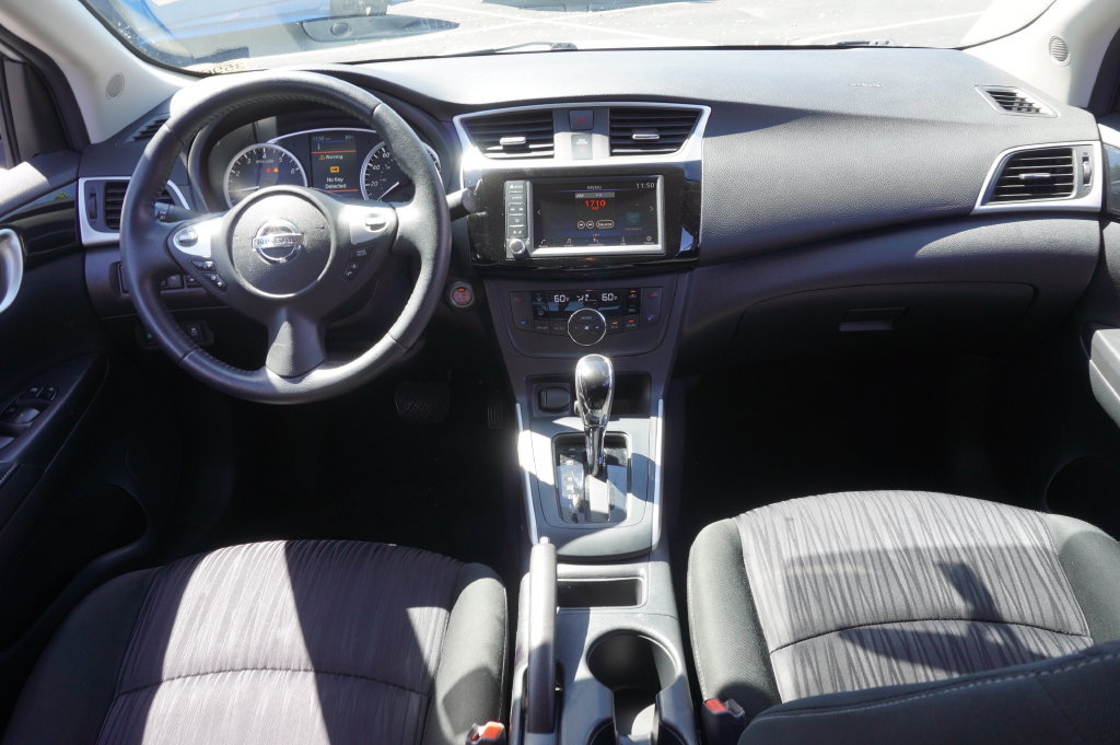 2019 Nissan Sentra SV - Photo 11