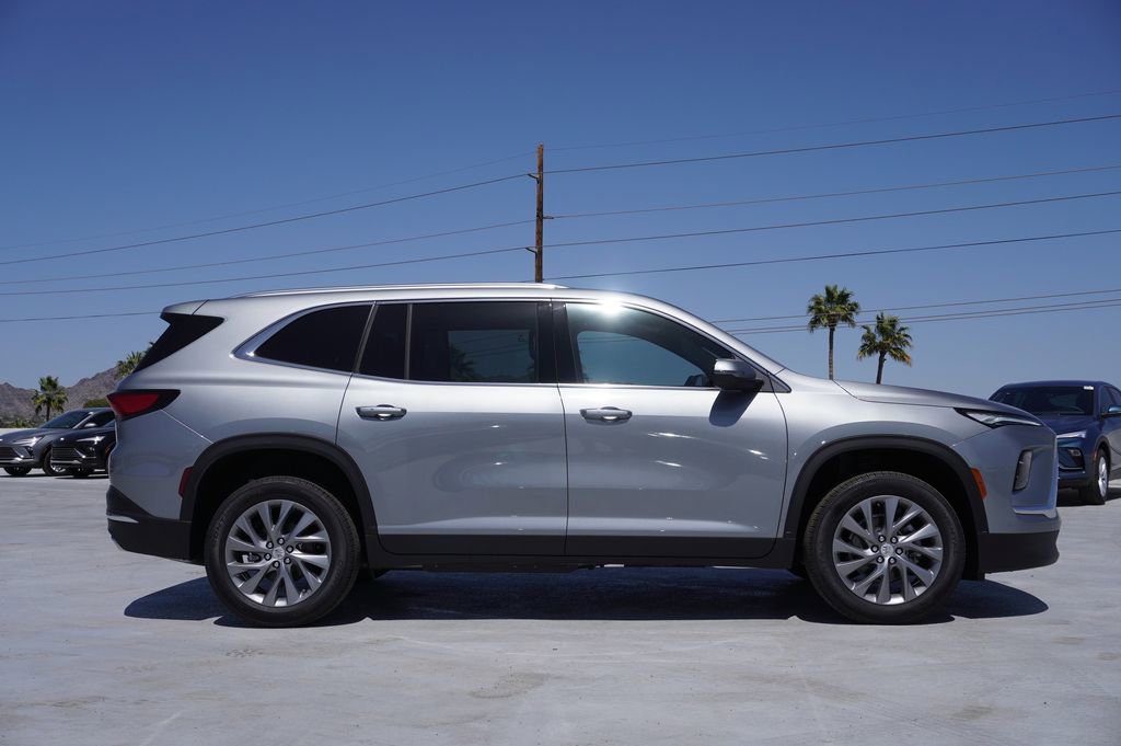 2025 Buick Enclave Preferred photo 2