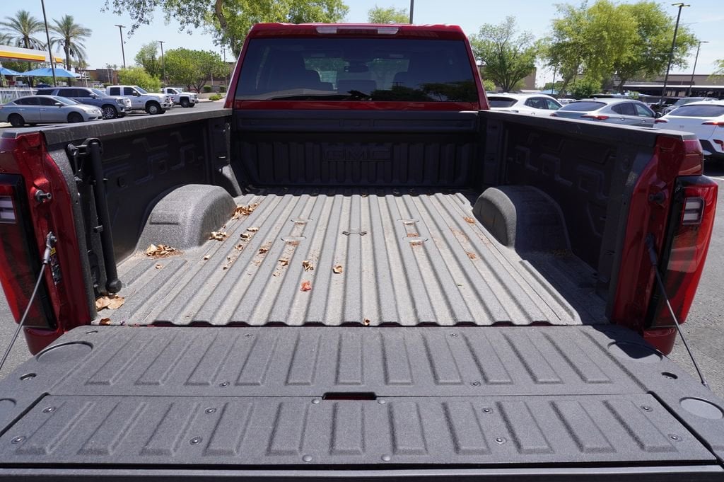 2025 GMC Sierra 2500HD SLT - Photo 8