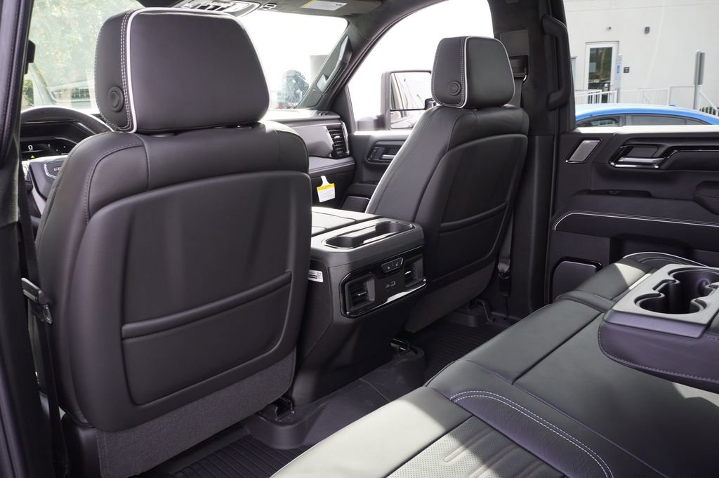 2026 GMC Sierra 2500HD AT4X - Photo 13