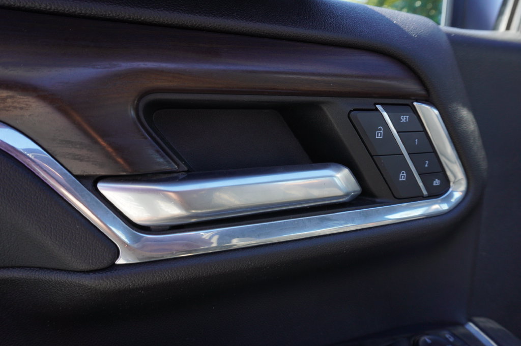 2023 GMC Sierra 1500 SLT - Photo 18